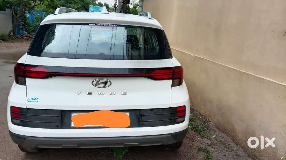 Hyundai Venue 2025 Diesel 84000 Km Driven