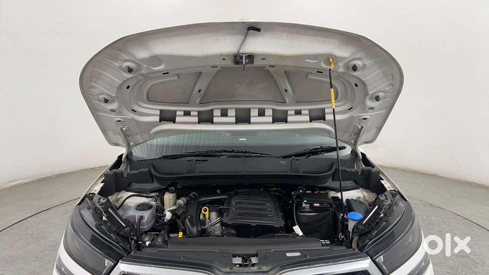 Skoda Kushaq Active 1.0 Tsi Mt, 2022, Petrol