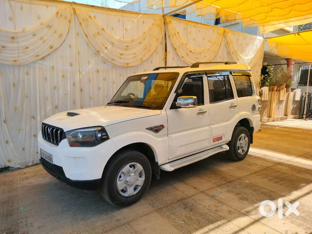 Mahindra Scorpio Diesel 2015