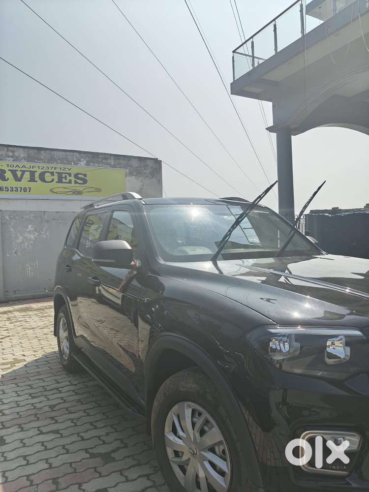 Mahindra Scorpio-n 2.2 Z6 Diesel Mt 7 Str, 2026