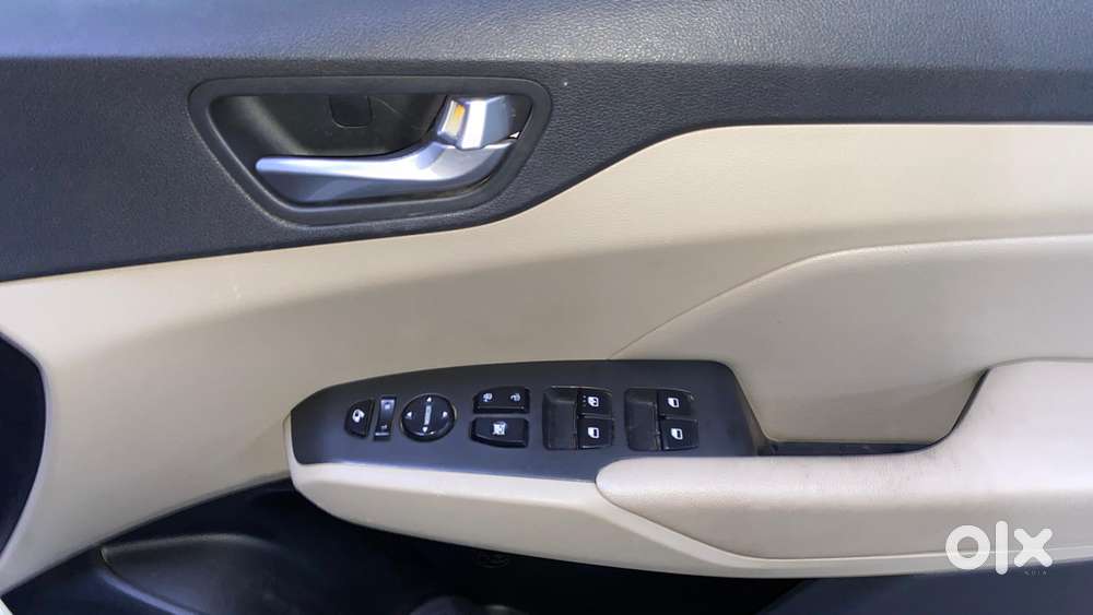 Hyundai Verna 1.5 Sx (o) Vtvt Ivt, 2022, Petrol