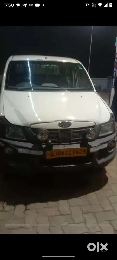 Mahindra Genio 2014 Diesel Well Maintained