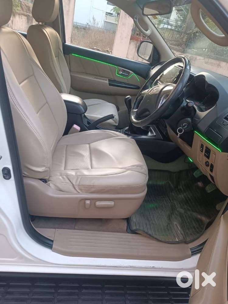 Toyota Fortuner 3.0 4x2 Mt, 2014, Diesel