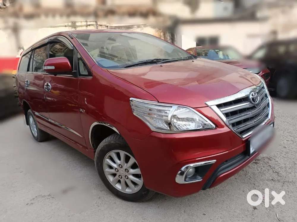 Toyota Innova 2011 Just In 5