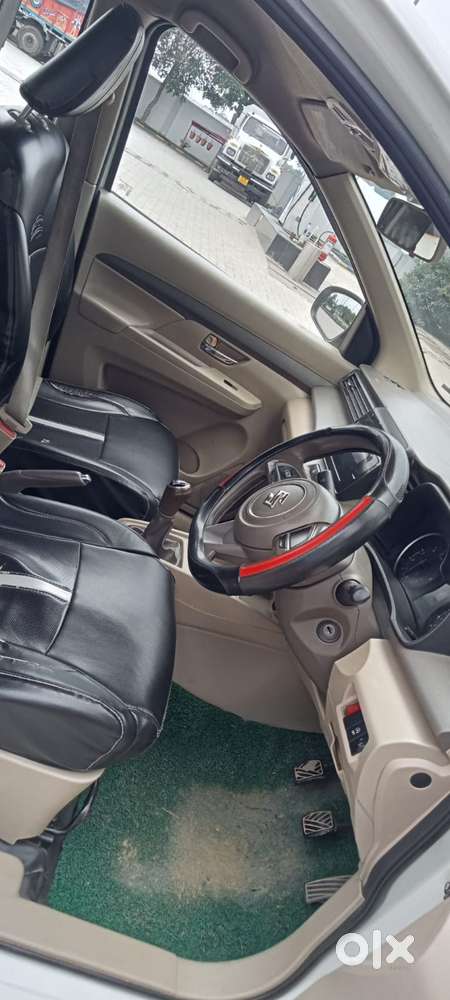 Maruti Suzuki Ertiga 1.5 Vxi, 2019, Petrol