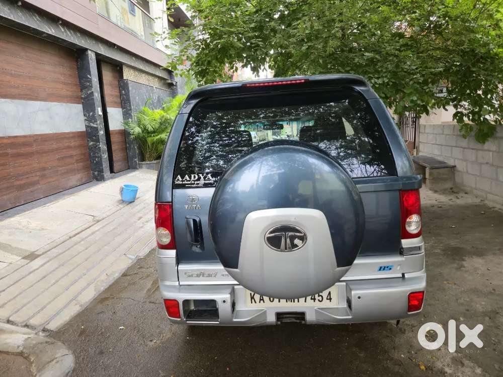 Tata Safari 2012