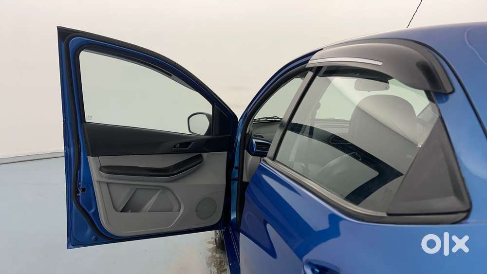 Tata Tiago 1.2 Revotron Xt Option, 2024, Petrol
