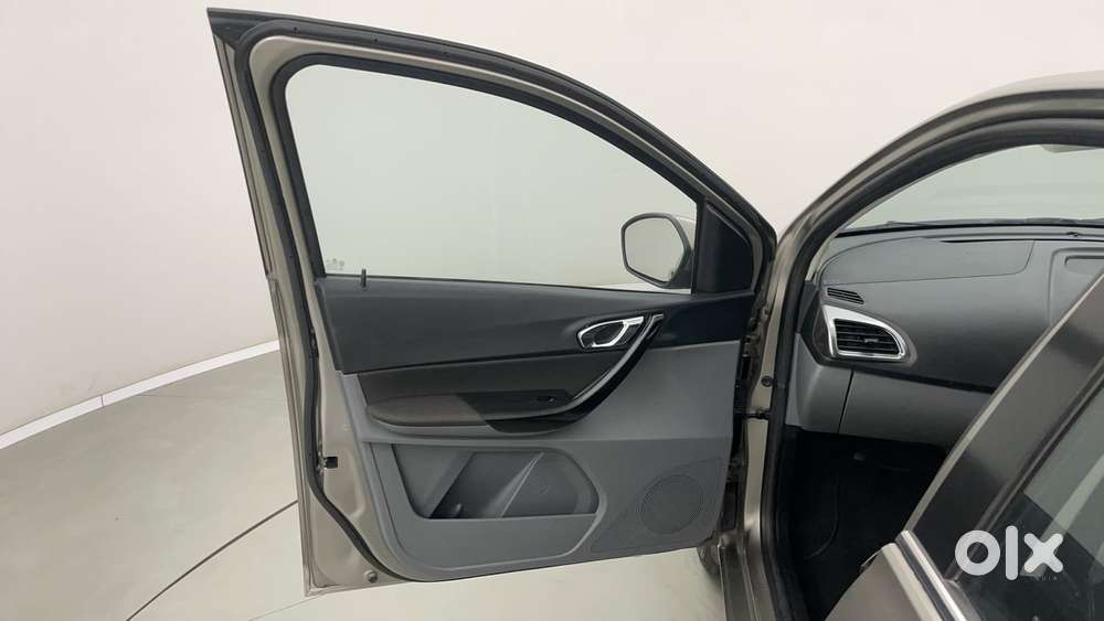 Tata Tigor Xz, 2018, Petrol
