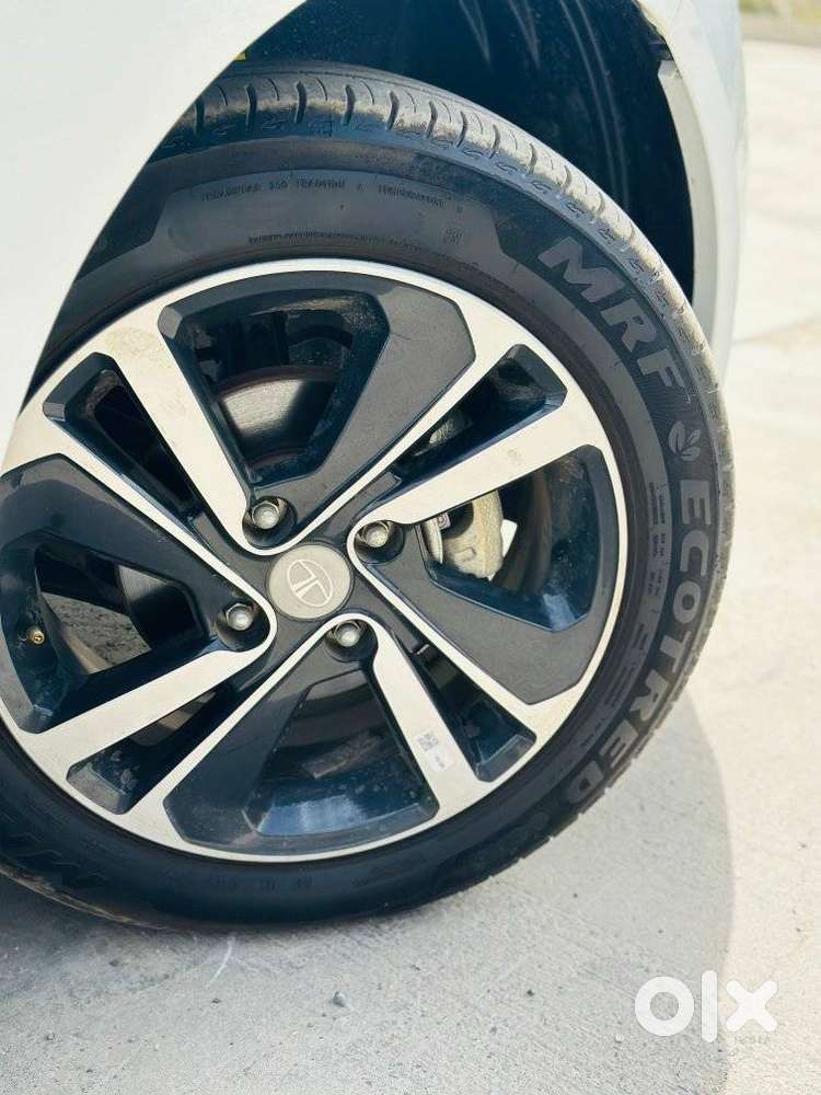 Tata Altroz Xz Plus (o) (s), 2024, Petrol