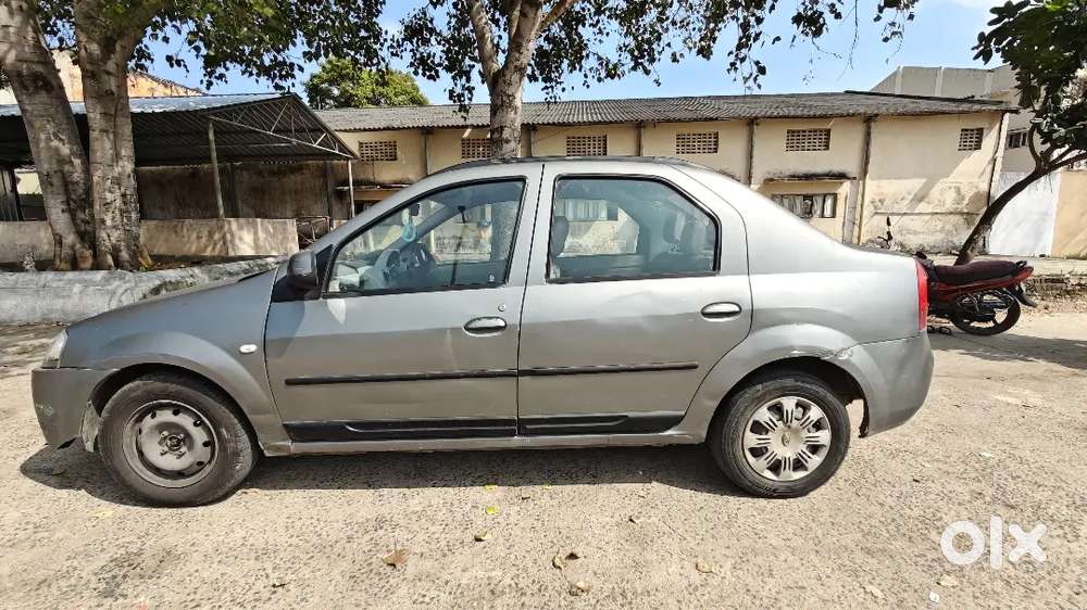 Mahindra Verito 2012 Diesel 123000 Km Driven