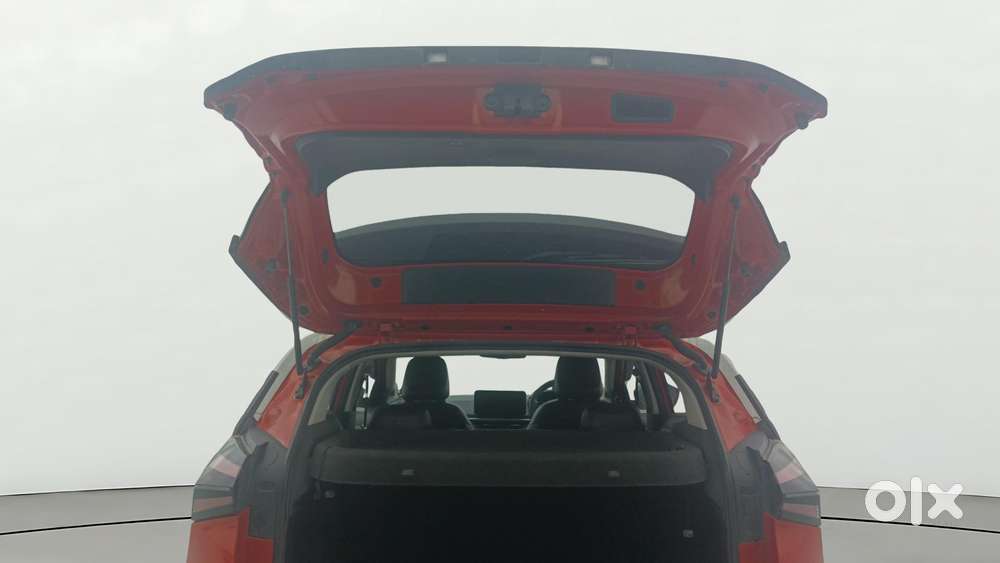 Tata Nexon Creative 1.2 Revotron Petrol 6 Amt, 2023, Petrol