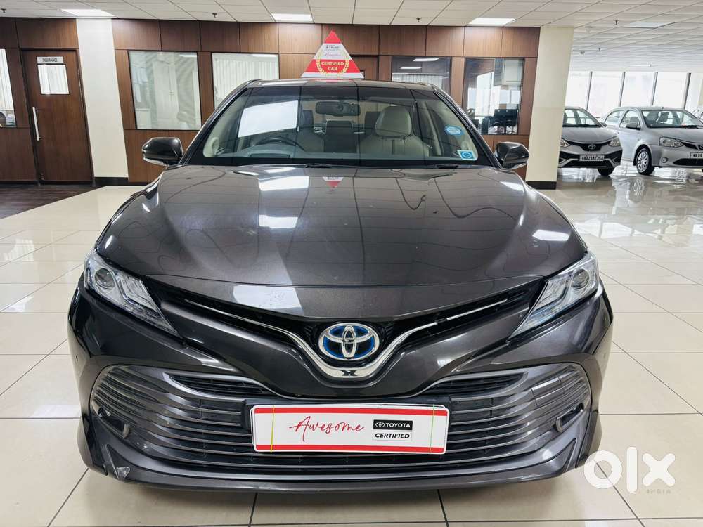 Toyota Camry Hybrid, 2019, Cng & Hybrids