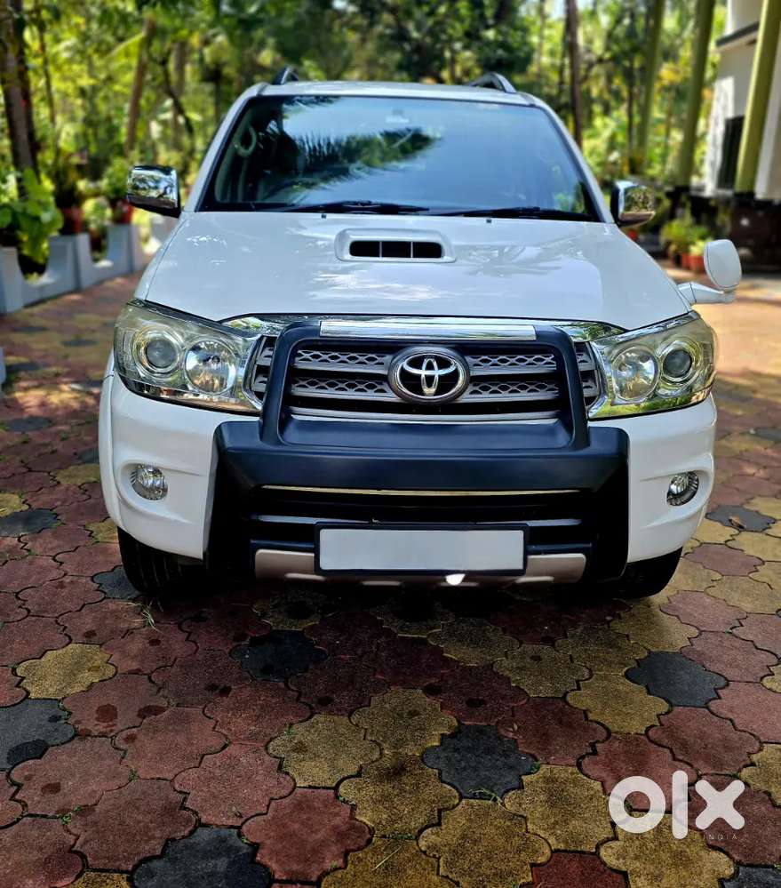 Toyota Fortuner 2010 Diesel Manual 4x4