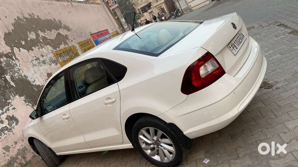 Skoda Rapid Tsi 2017 Diesel Well Maintained