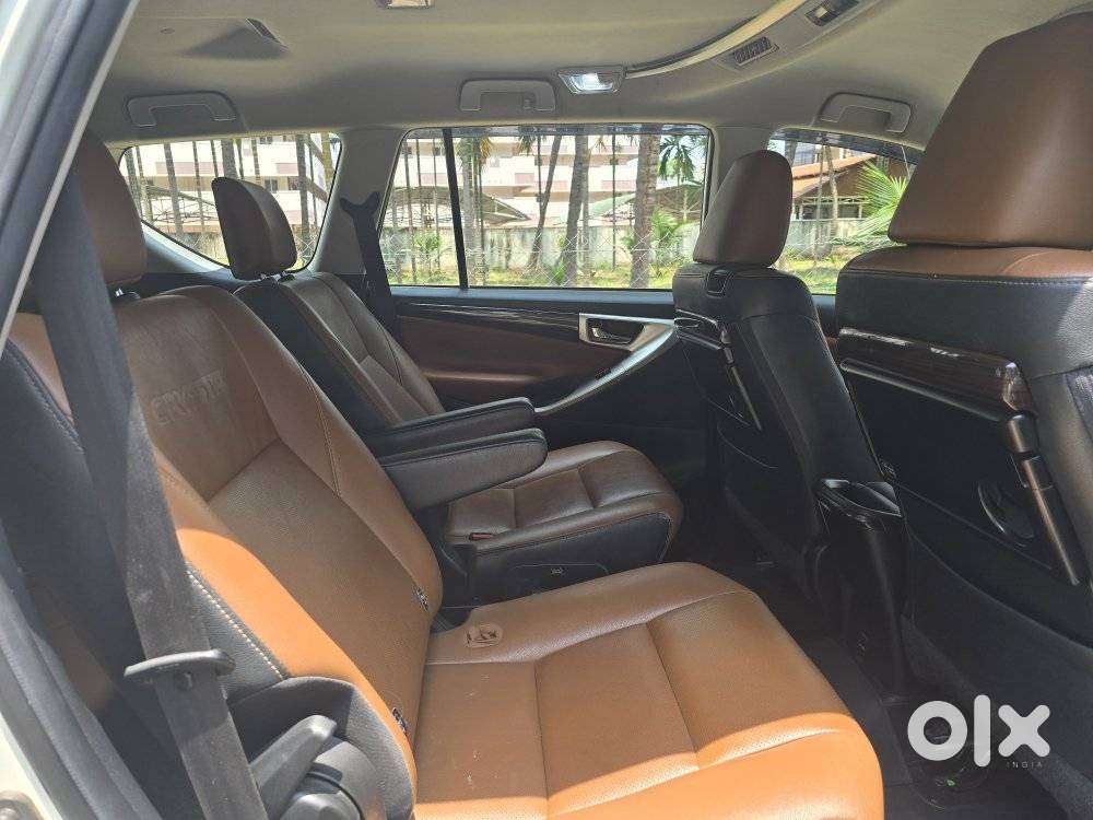 Toyota Innova Crysta [2020-ongoing] 2.4 Zx At 7 Str, 2021, Diesel