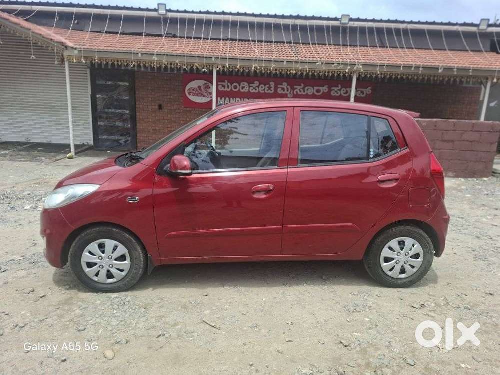Hyundai I10 Sportz, 2012, Petrol