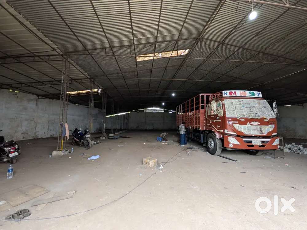 14000 SqFt Warehouse For Rent At Aluva