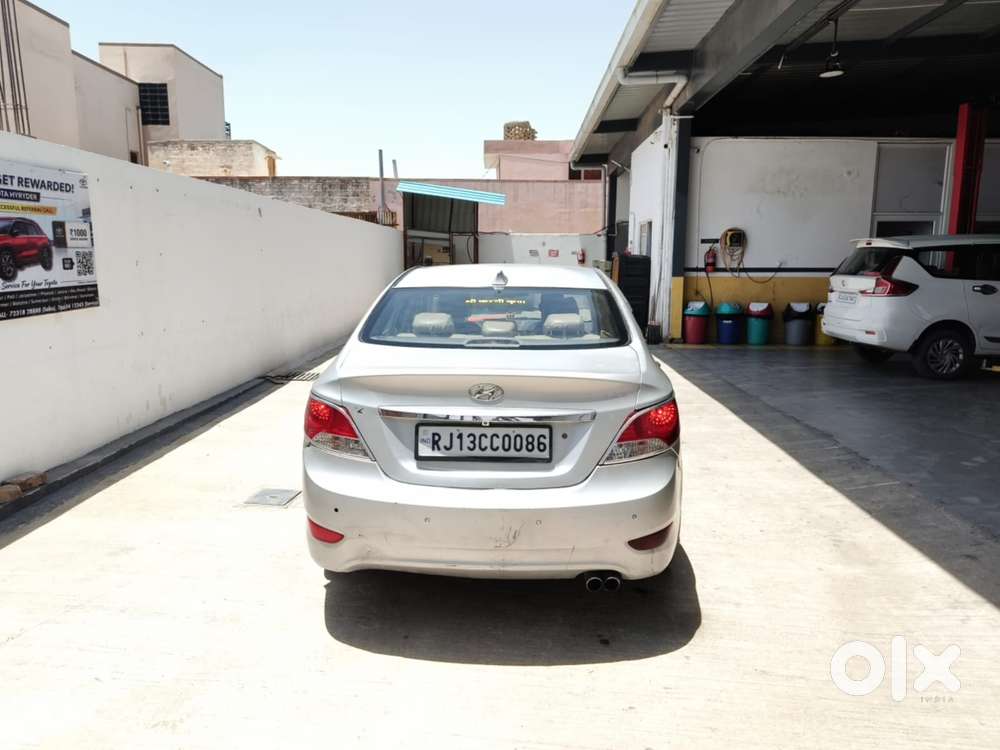 Hyundai Verna Crdi Vgt Sx 1.5, 2012, Diesel