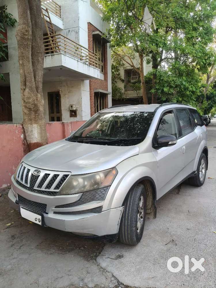 Mahindra Xuv500 2015 Diesel 143000 Km Driven