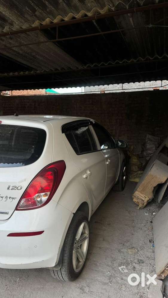 Hyundai Car Diesel 2014 Fancy Number 7372