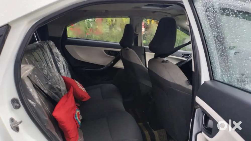 Direct Owner Tata Nexon 2024 Petrol Sunroof  40000 Km Driven