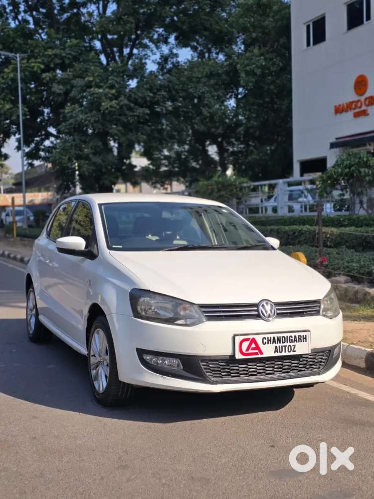 White Gloosy Coloured Polo