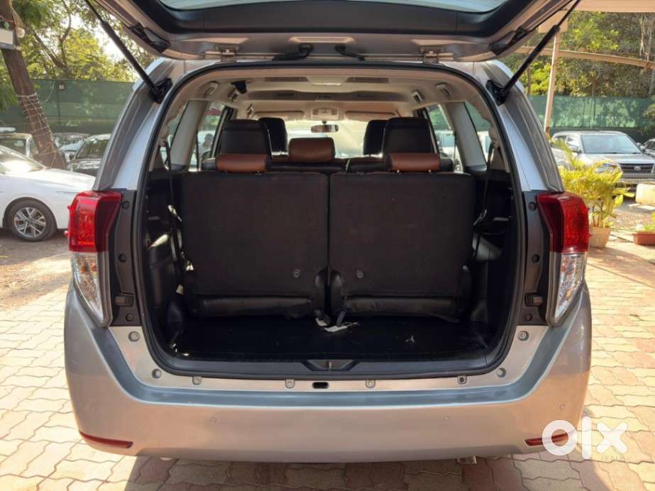 Toyota Innova Crysta 2.4 G Mt 8s, 2020, Diesel