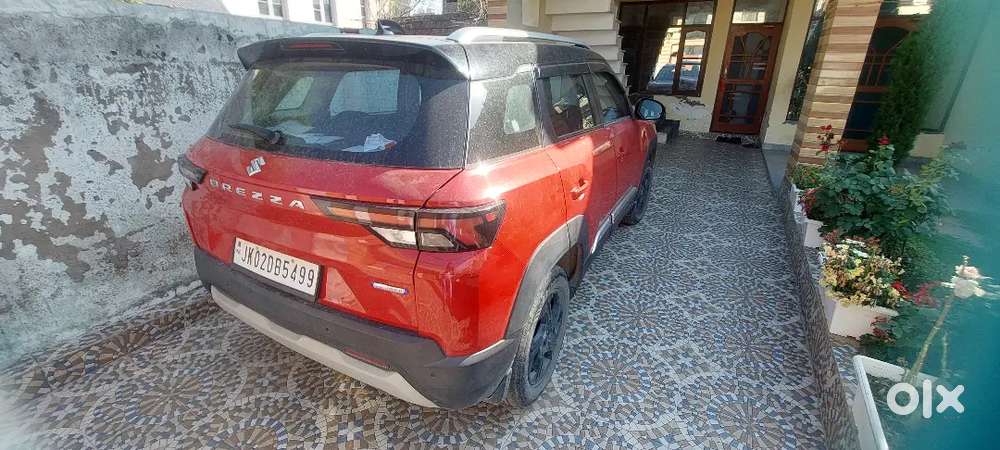 Maruti Suzuki Brezza October 2022 Petrol 22700 Km Driven