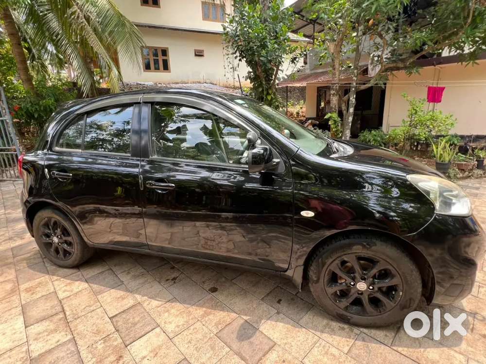 Nissan Micra Xv Cvt 2014 Petrol Well Maintained