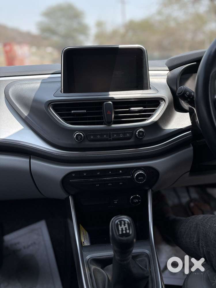 Tata Altroz 1.2 Xz Plus Petrol, 2020, Petrol