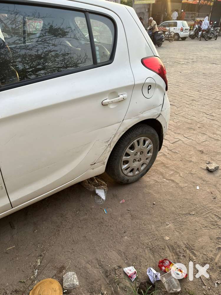 Hyundai I20 Asta Petrol 2011