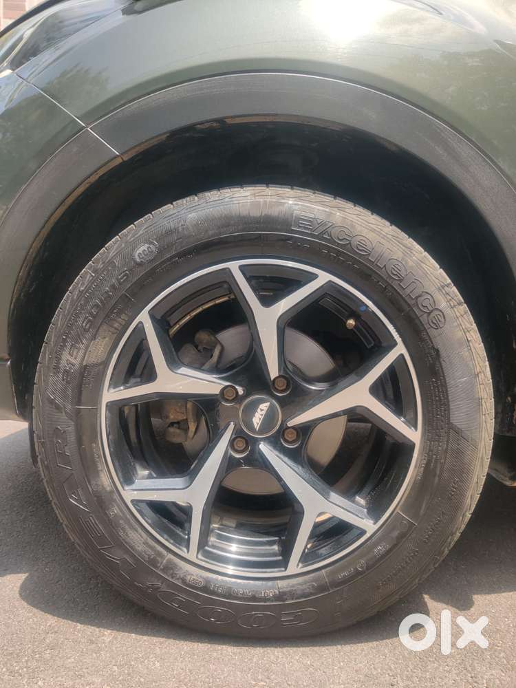 Tata Nexon 1.2 Revotron Xma Amt (s), 2021, Petrol