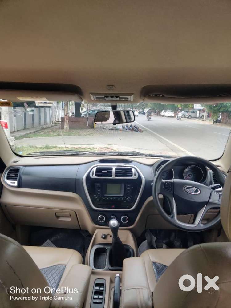 Mahindra Tuv 300 Mhawk100 T8 Amt, 2019, Diesel