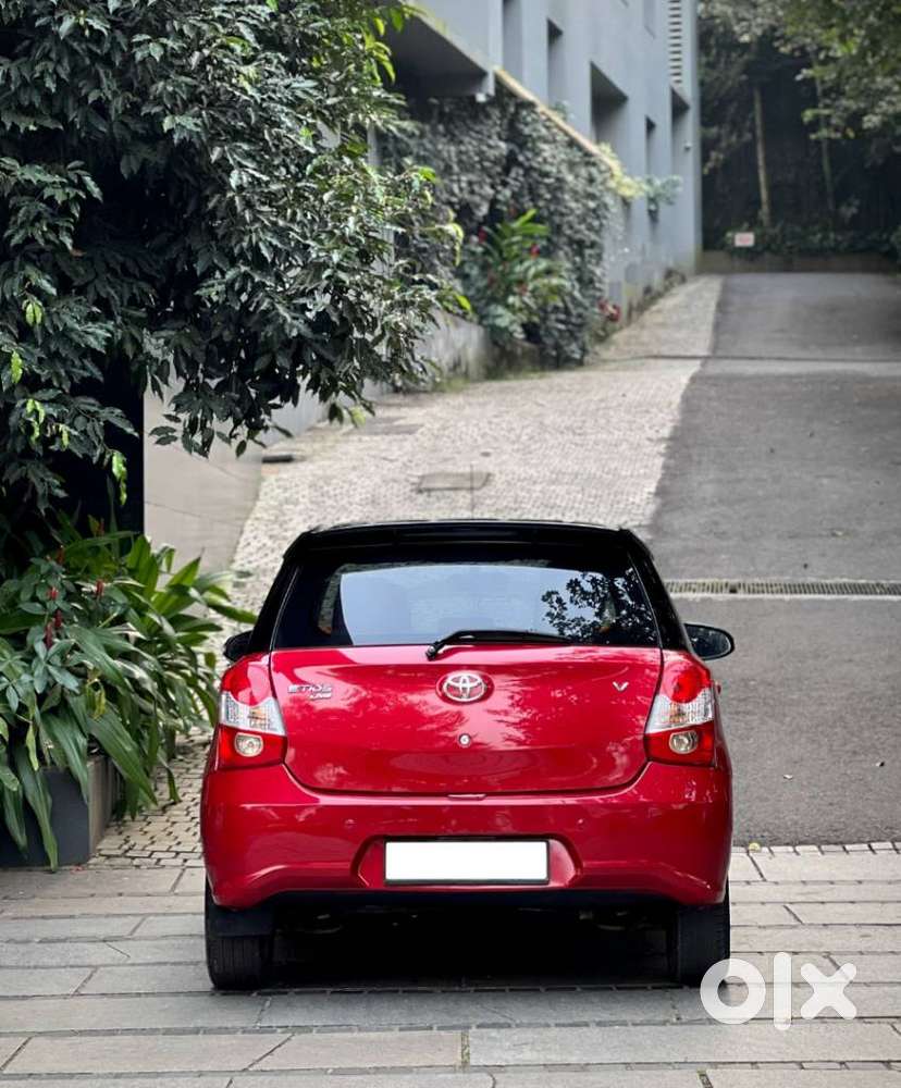 Toyota Etios Liva 1.2 V, 2018, Petrol