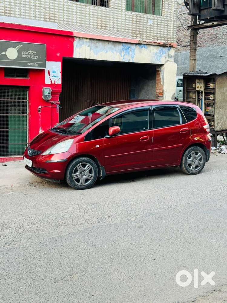 Honda Jazz  Petrol 2010 Top Model All Power Window Power Streing