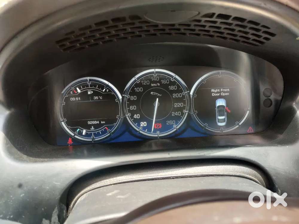 Jaguar Xj 2016 Diesel 92684 Km Driven