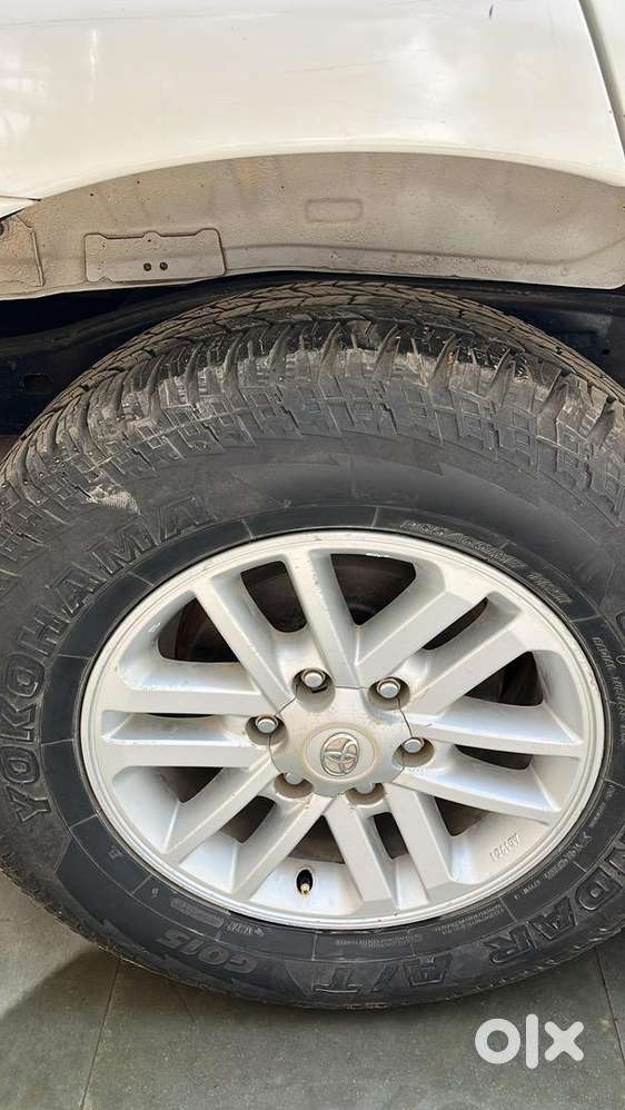 Single Owner Toyota Fortuner 4x4 Mt