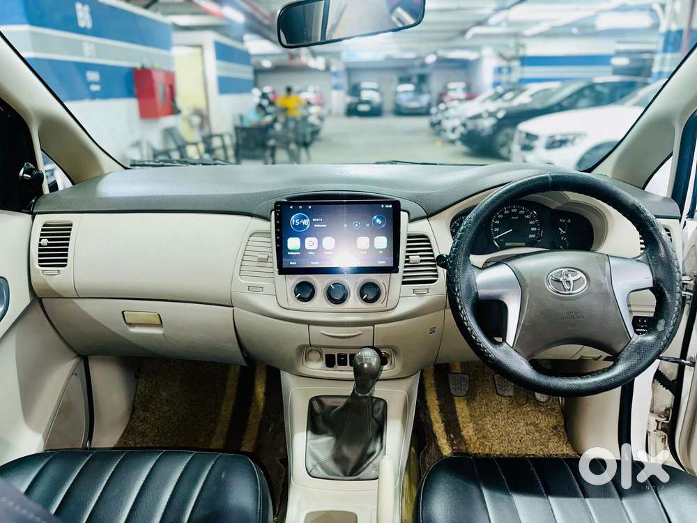 Toyota Innova 2.5 Gx (diesel) 8 Seater Bs Iv, 2014, Diesel