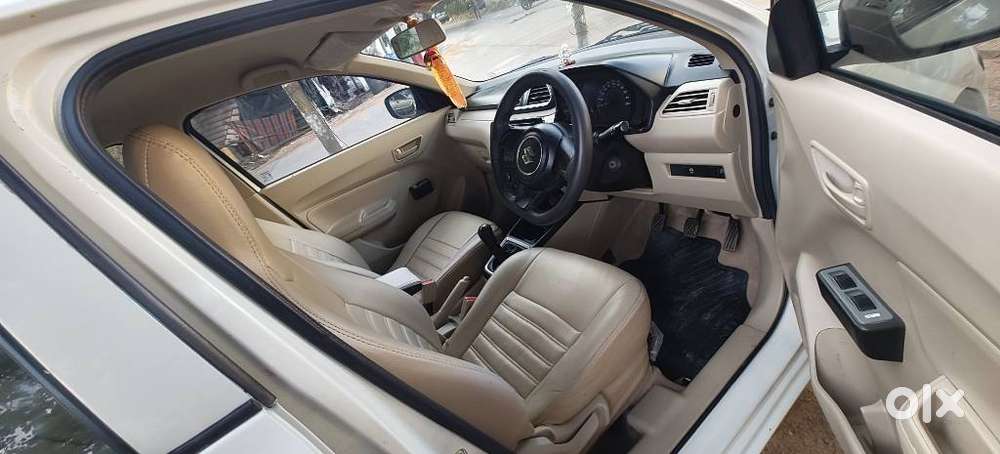 Maruti Suzuki Swift Dzire Lxi Option, 2022, Petrol