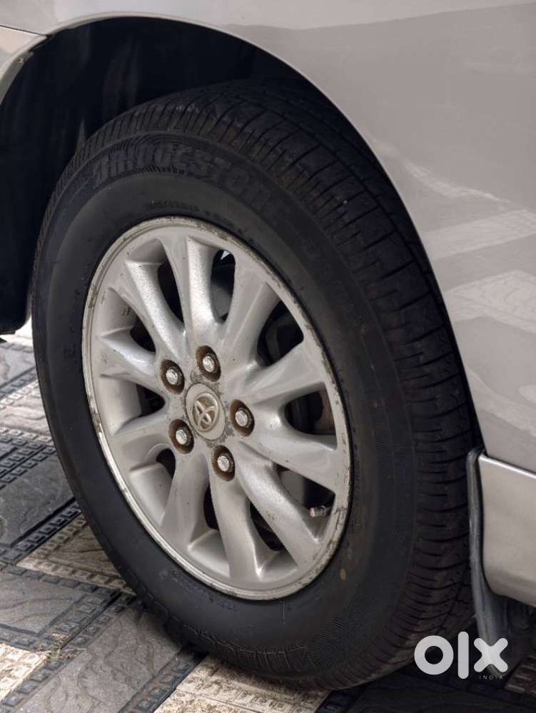 Toyota Innova 2.0 V, 2013, Diesel