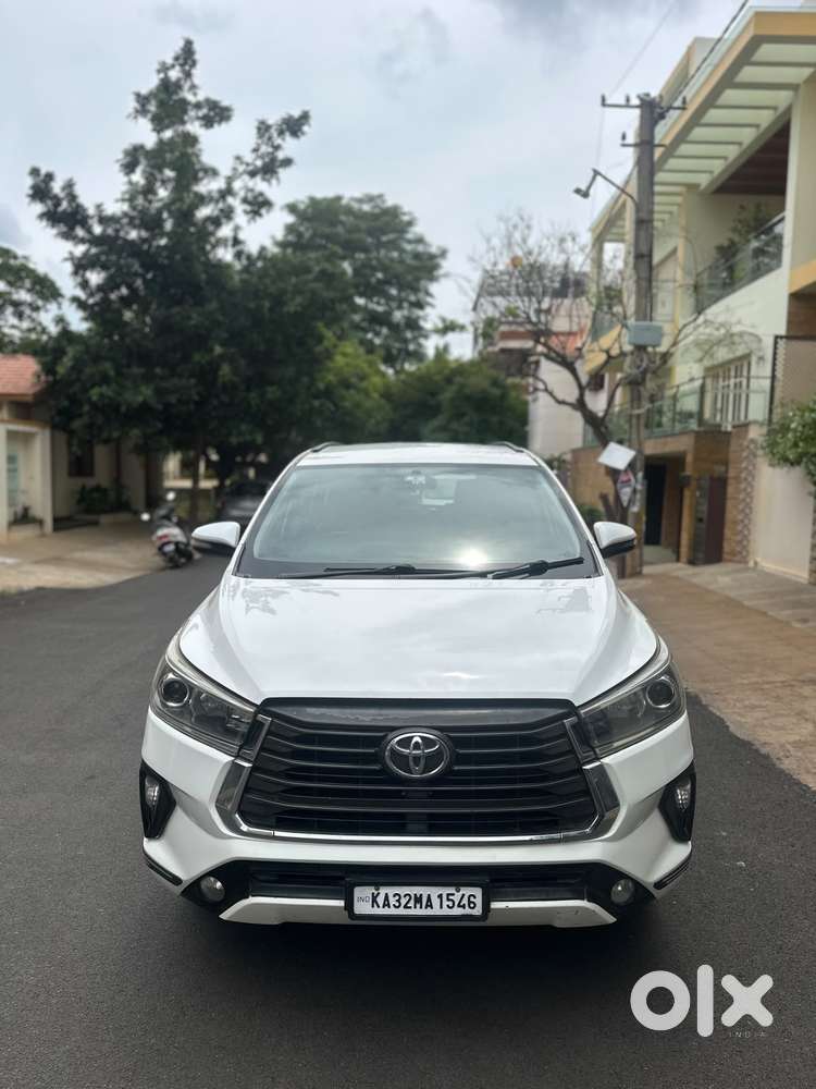 Toyota Innova Crysta 2.4 V 7 Str, 2018, Diesel