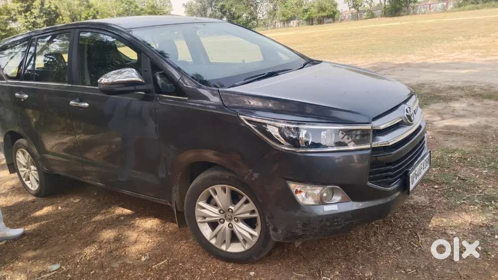 Toyota Innova Crysta 2018 Diesel Well Maintained