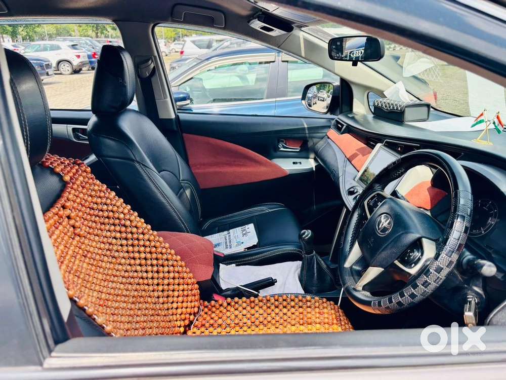 Toyota Innova Crysta 2016 Diesel Well Maintained