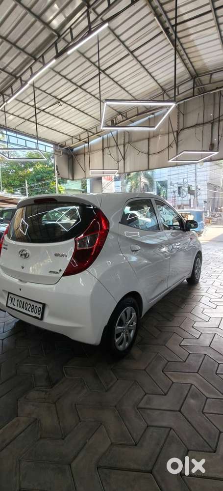 Hyundai Eon Magna +, 2013, Petrol