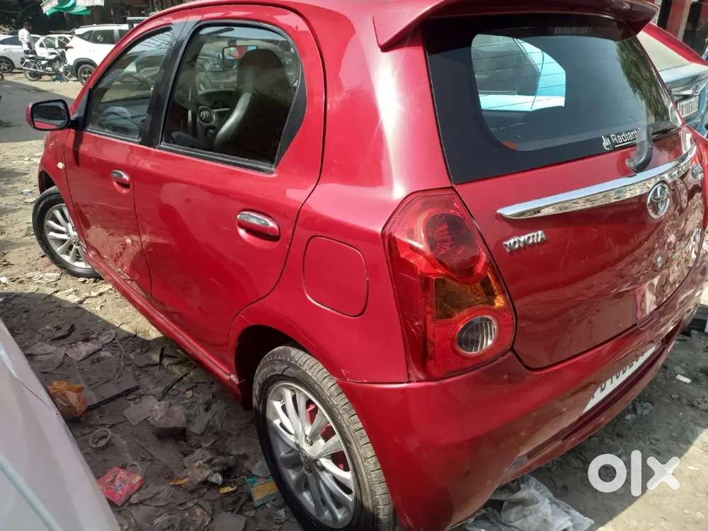 Toyota Etios 2011 Petrol 76000 Km Driven