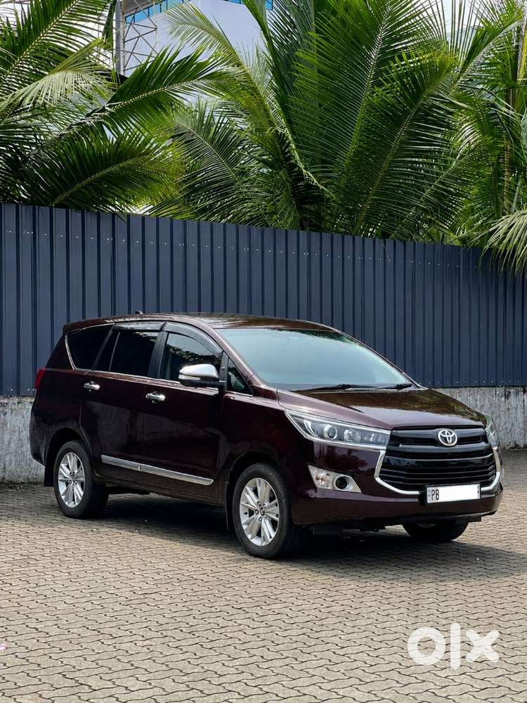 Toyota Innova Crysta 2.8 Z, 2017, Diesel