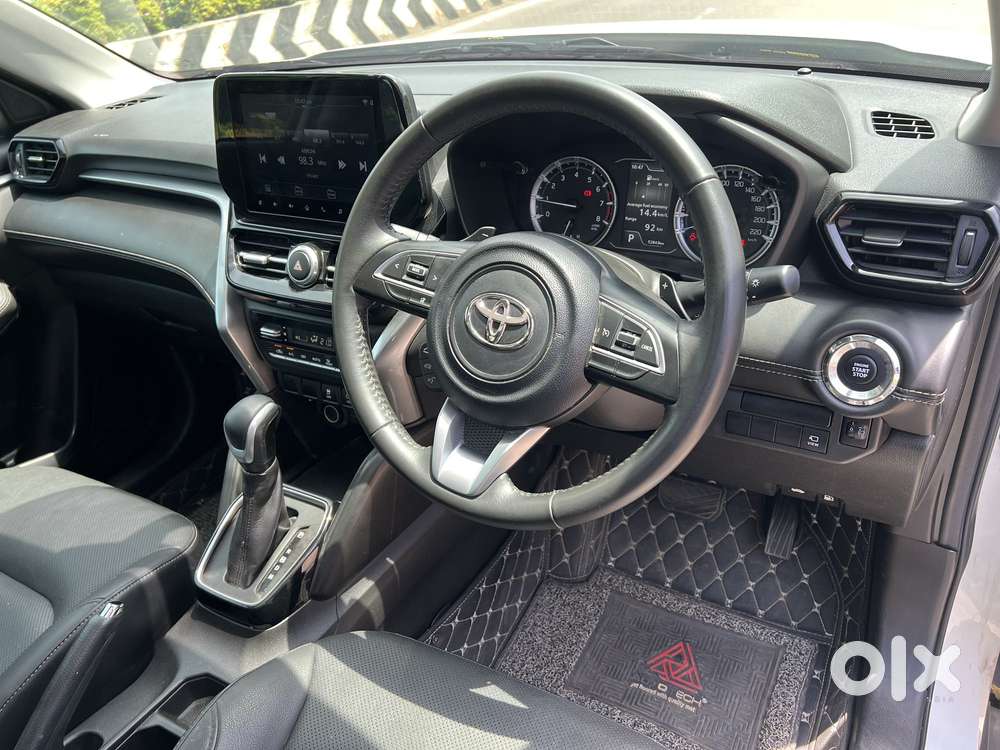 Toyota Urban Cruiser Hyryder 1.5 V Neo Drive At, 2022, Petrol