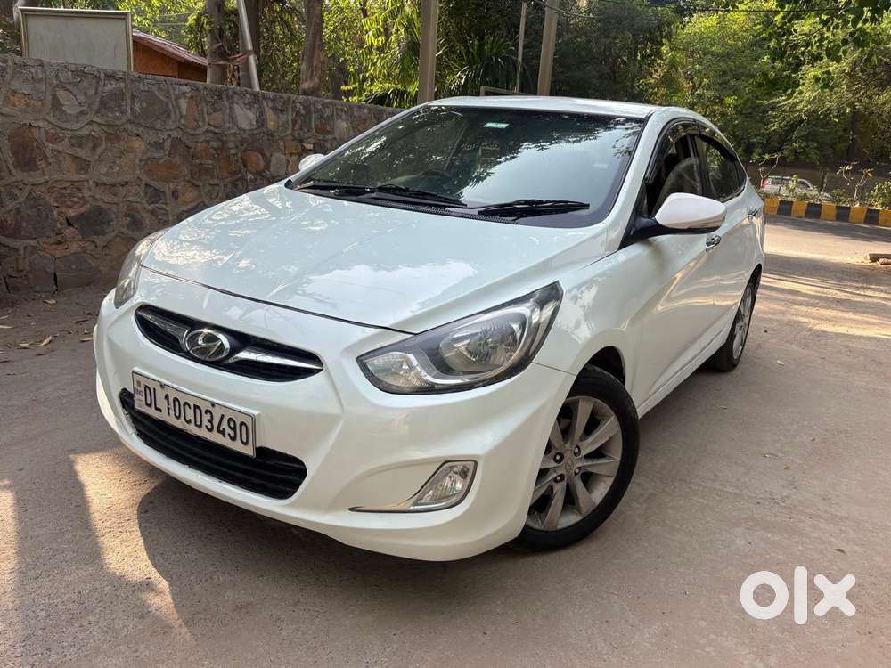 Hyundai Verna Fluidic 1.6 Vtvt Sx, 2012, Petrol