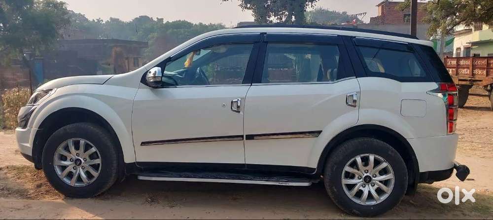 Mahindra Xuv500 W10 2016 Diesel Well Maintained