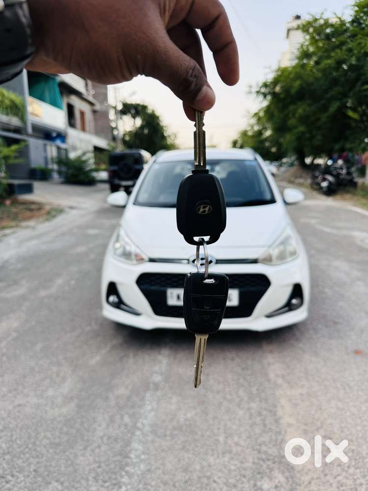 Hyundai Grand I10 Sportz (o) 1.2 At Vtvt, 2017, Petrol